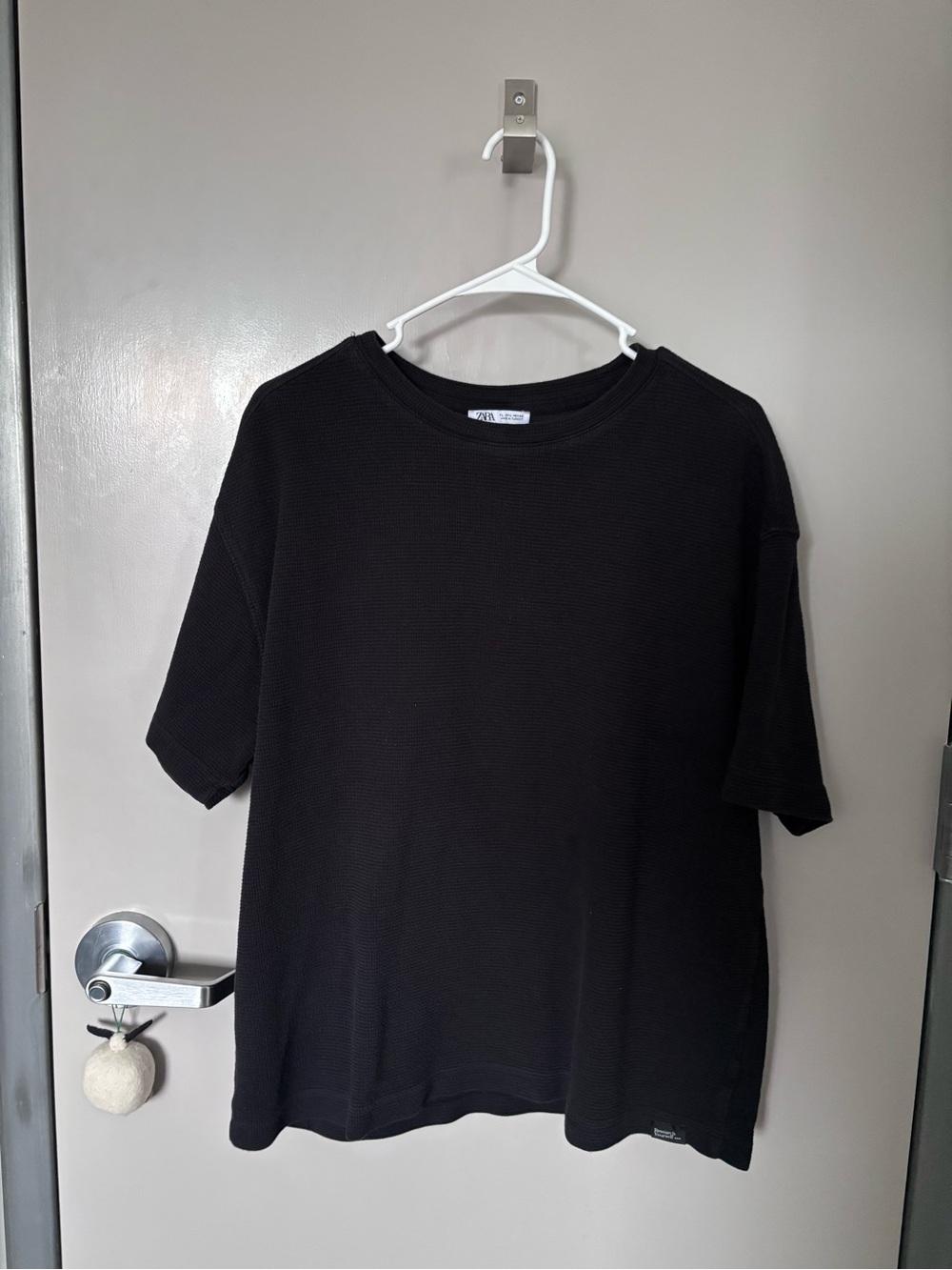 Men's Black Short Sleeve Crewneck Tee by Zara